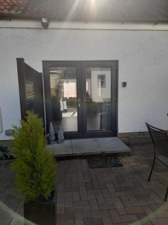 Dalgety Bay Luxury Studio Apartment Saint Davids  Exterior photo